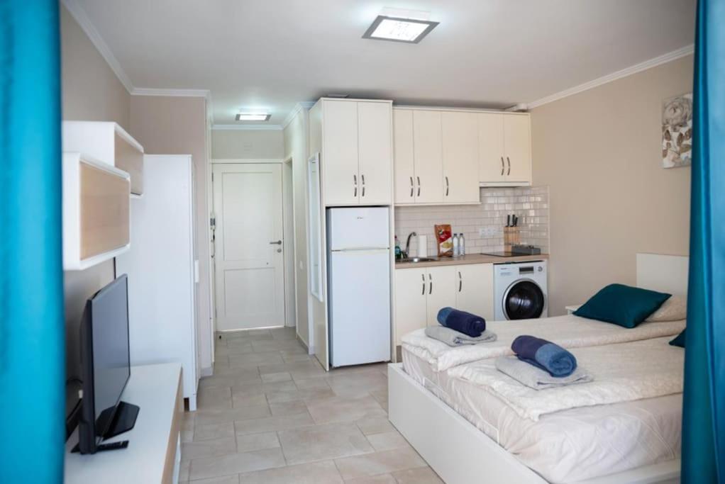 First Line Ocean View Studio Puerto de Santiago  Exterior photo